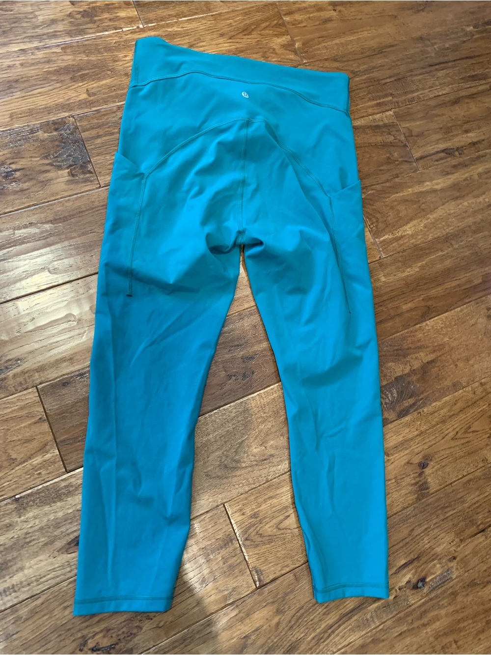 lululemon athletica Women’s Teal Capri Leggings